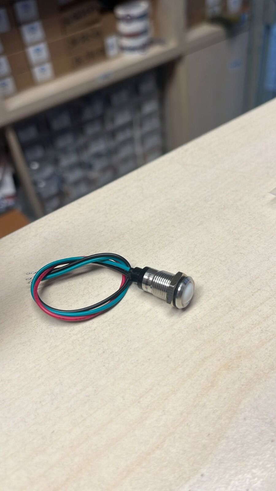 J10-150QL-GRD 10mm Metal Sinyal Lambası 15cm Kablolu 6-24V DC Çift Renk Yeşil-Kırmızı