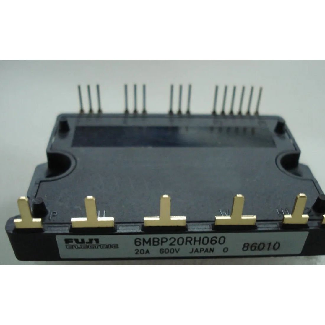 6MBP20RH060, IGBT Modül