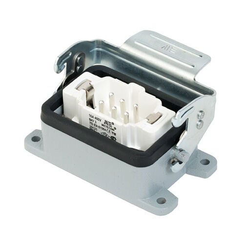 6x16A  Alüminyum Gövdeli Metal Mandallı Makine Fişi - Mete Enerji - 403091S
