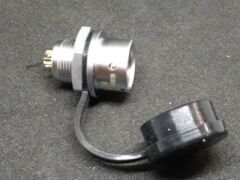SF1212/S4 IP67 Panel Tipi Seyyar 4 Pin Metal Dişi Konnektör