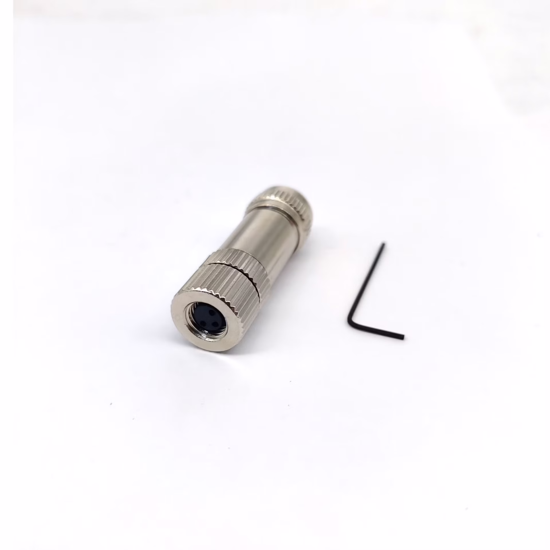 M8P-F03T - M8 3 Pin Dişi Düz Metal Konnektör - Velledq