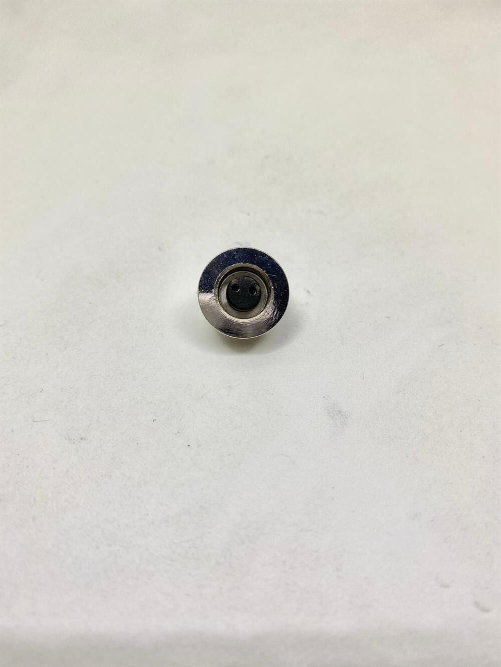 M9 2 Pin Dişi Arkadan Somunlu Panel Tip Konnektör