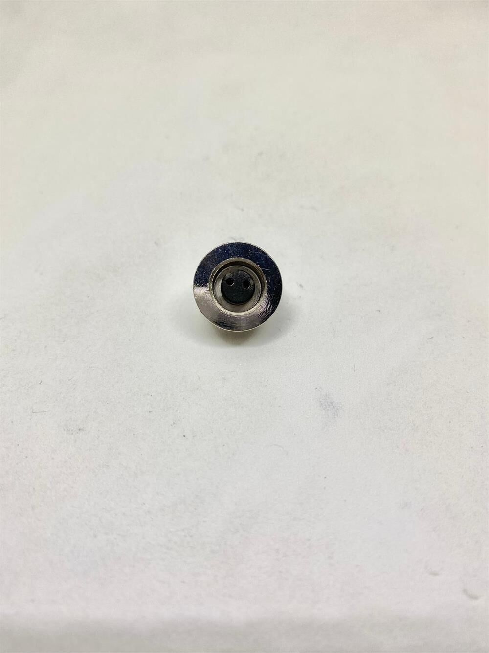 M9 2 Pin Dişi Arkadan Somunlu Panel Tip Konnektör